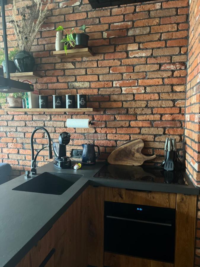 Ferienwohnung Lake Park Apartament With Free Parking Airport Netflix Warschau Exterior foto