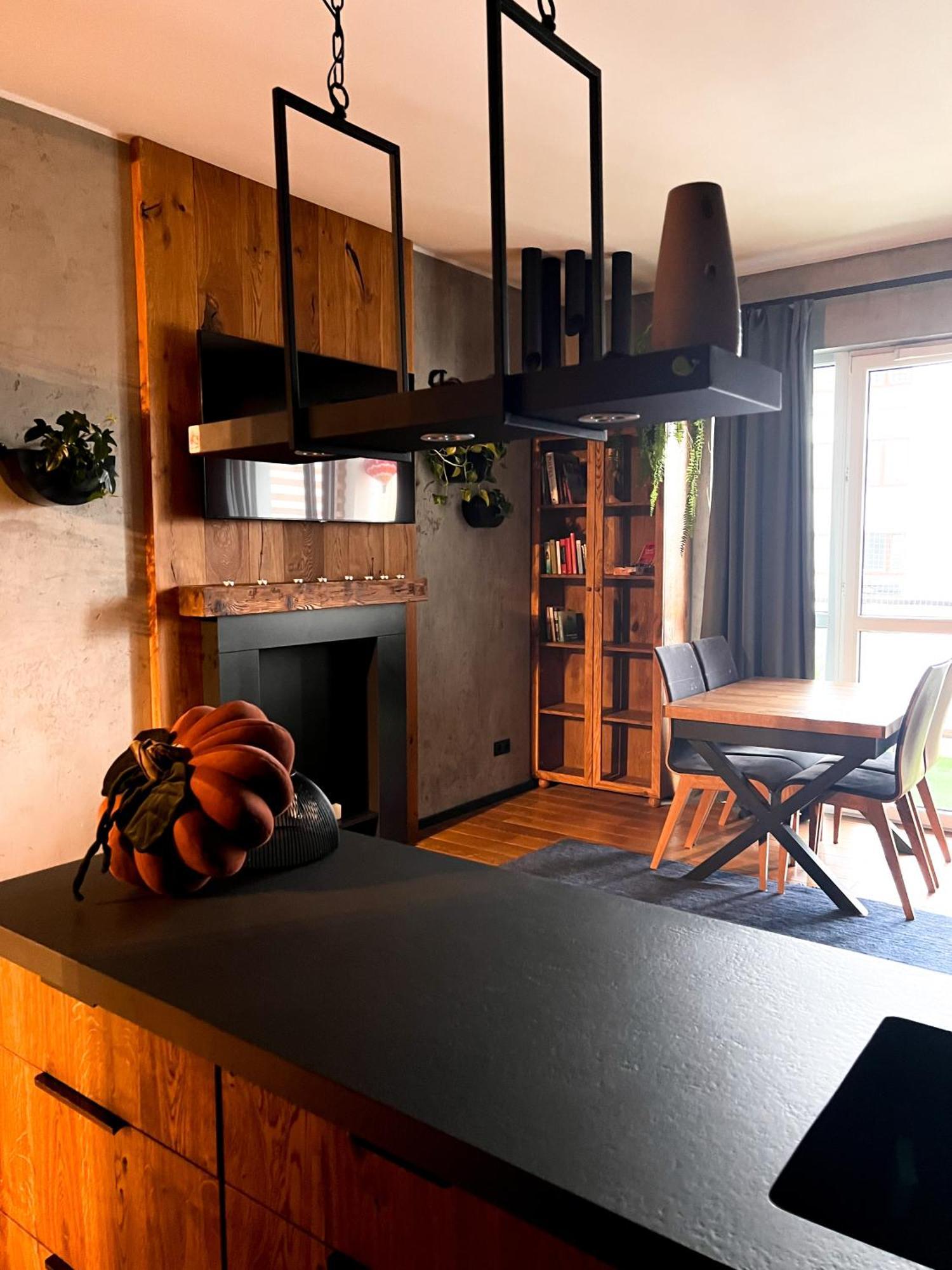 Ferienwohnung Lake Park Apartament With Free Parking Airport Netflix Warschau Exterior foto
