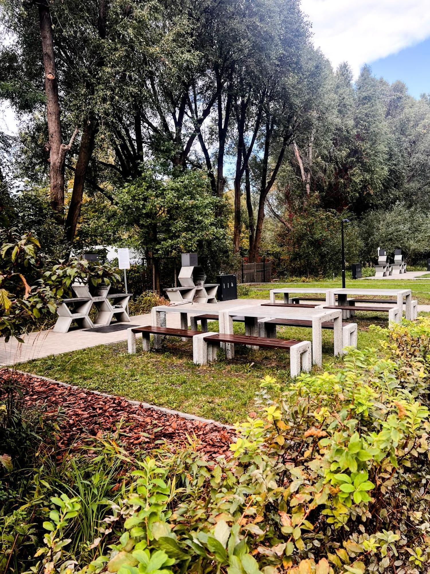 Ferienwohnung Lake Park Apartament With Free Parking Airport Netflix Warschau Exterior foto
